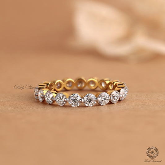 Lab Grown Diamond Shared Prong Band, 14K Gold Minimalist Diamond Band, 3MM Stacking Matching Band, Anniversary Gift for Women