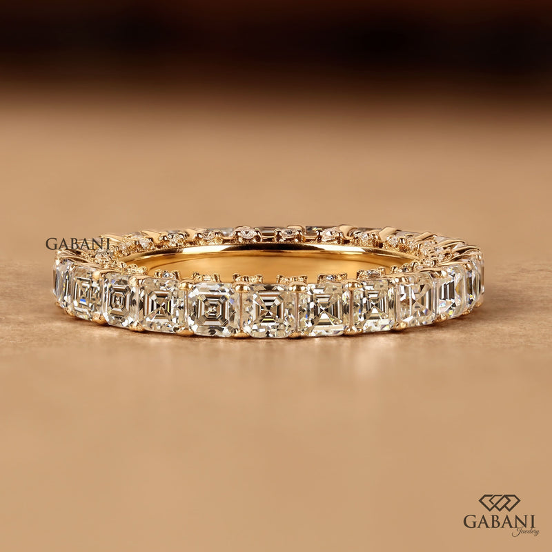 Asscher Cut Diamond Eternity Band in Yellow Gold