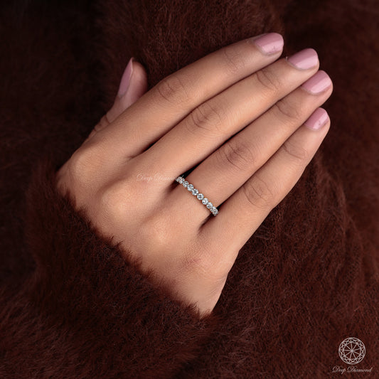 Lab Grown Diamond Shared Prong Band, 14K Gold Minimalist Diamond Band, 3MM Stacking Matching Band, Anniversary Gift for Women