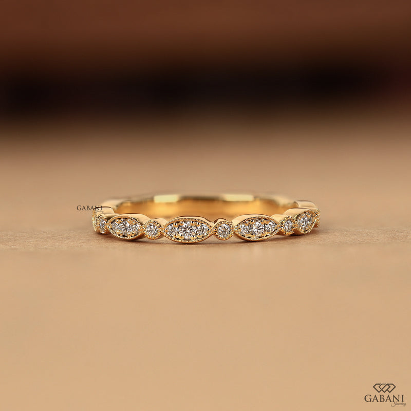 Round Cut Lab Grown Diamond Wedding Band, Vintage Milgrain Cluster Band