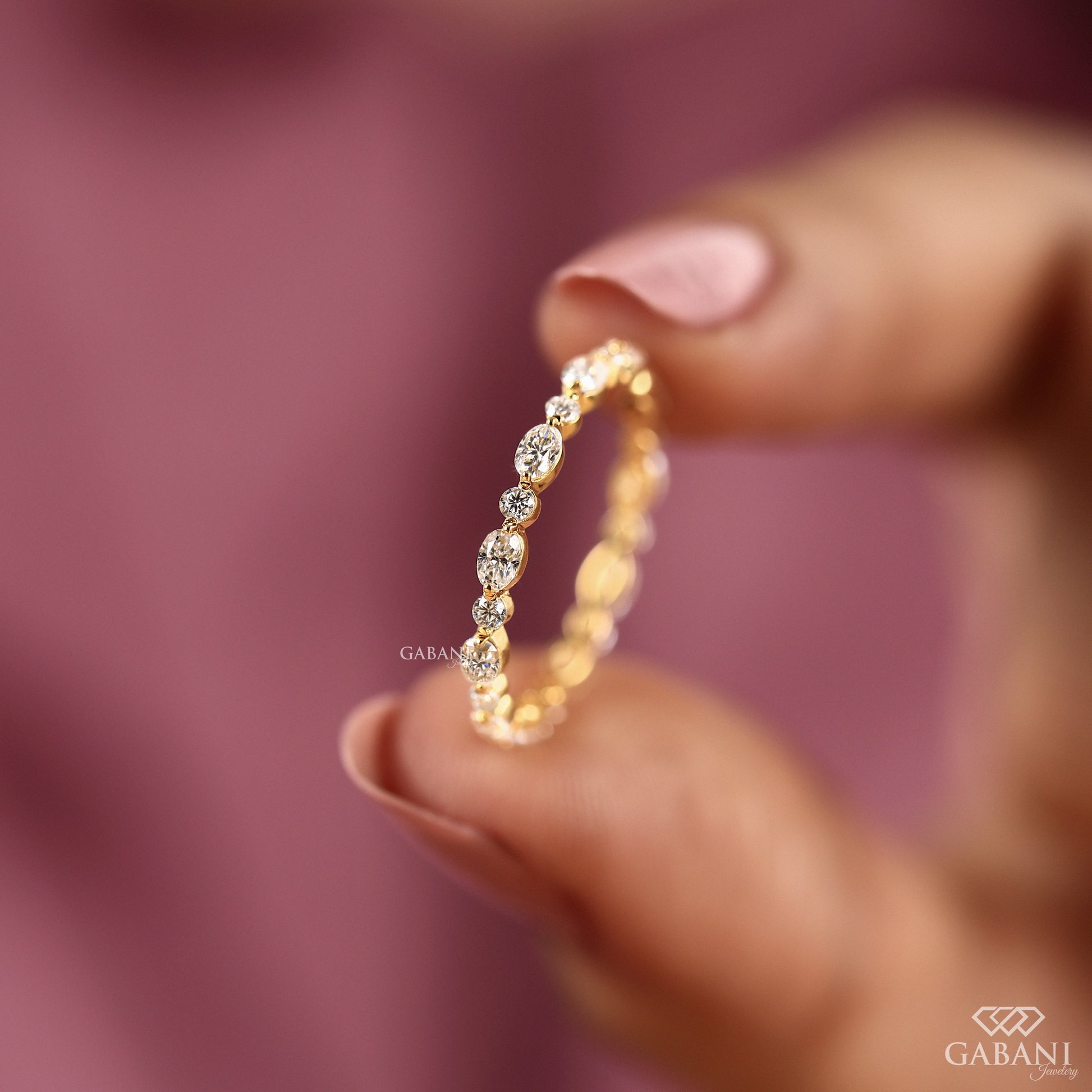 minimal oval round lab grown diamond eternity ring in gold