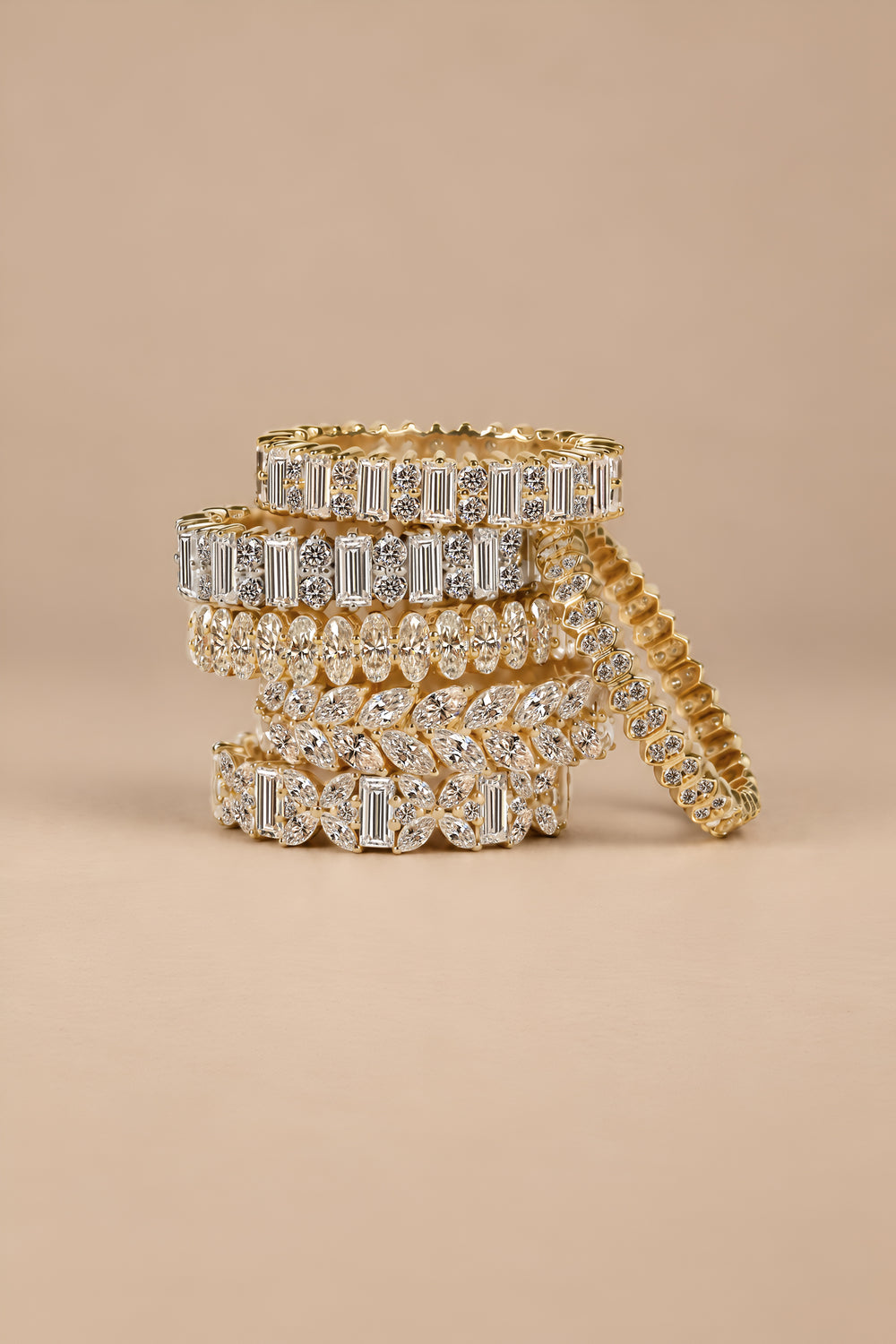 Explore Lab Grown Diamond Bands