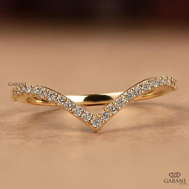 Lab Grown Diamond Chevron Band, 18K Yellow Gold V-Shaped Pave Ring