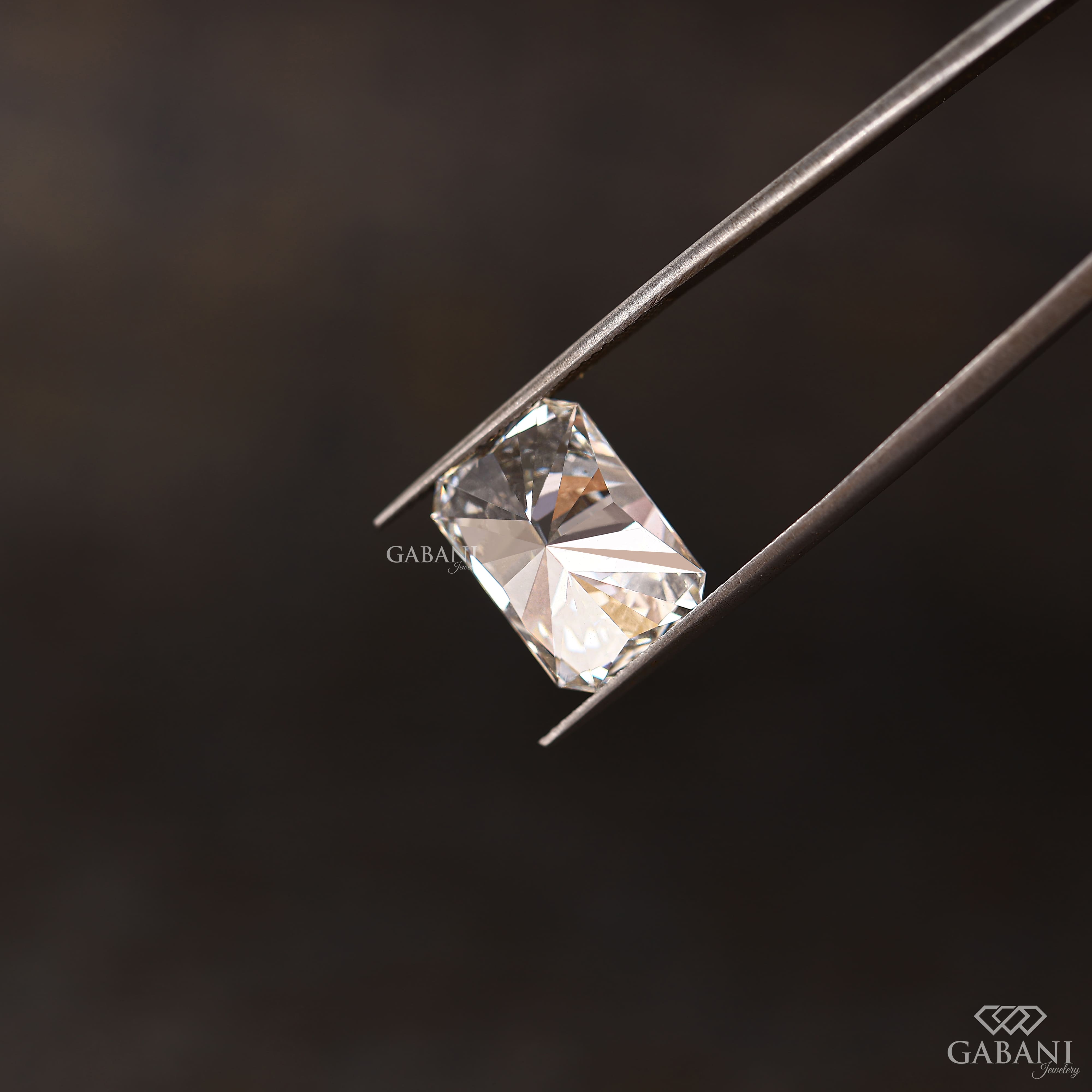IGI Certified Radiant Cut Lab Grown Diamond
