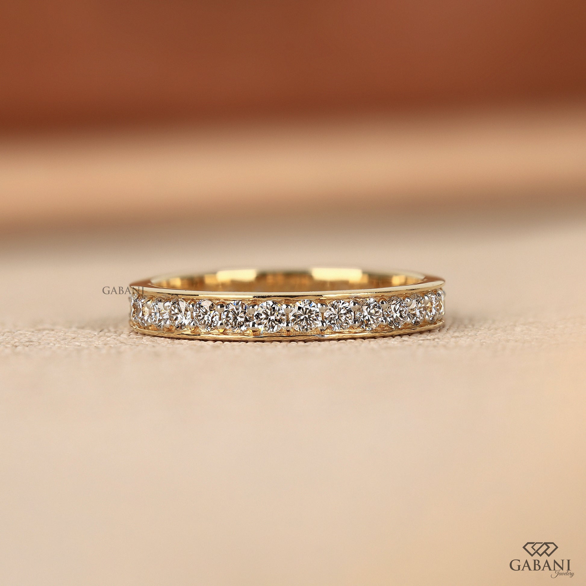 comfort fit full eternity ring with round lab diamonds