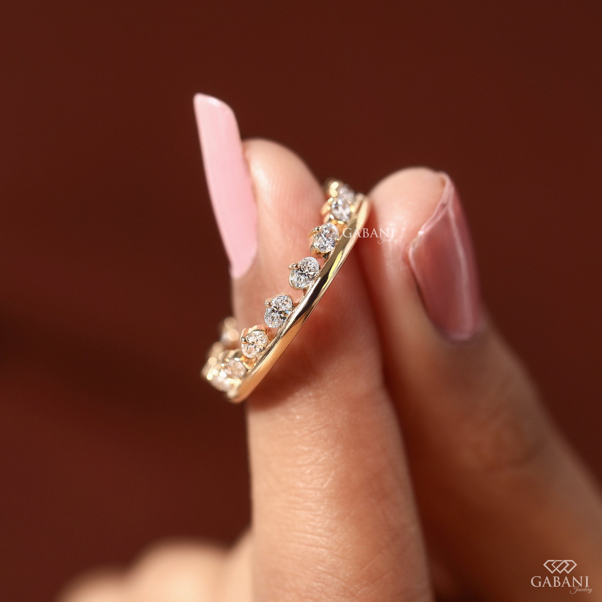 Yellow gold oval diamond anniversary ring for women