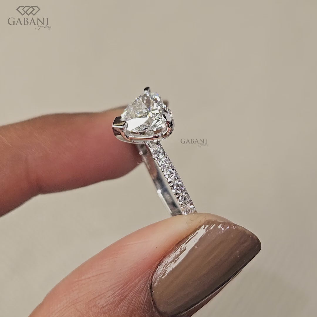 1 carat heart cut lab grown diamond ring with elegant solitaire design