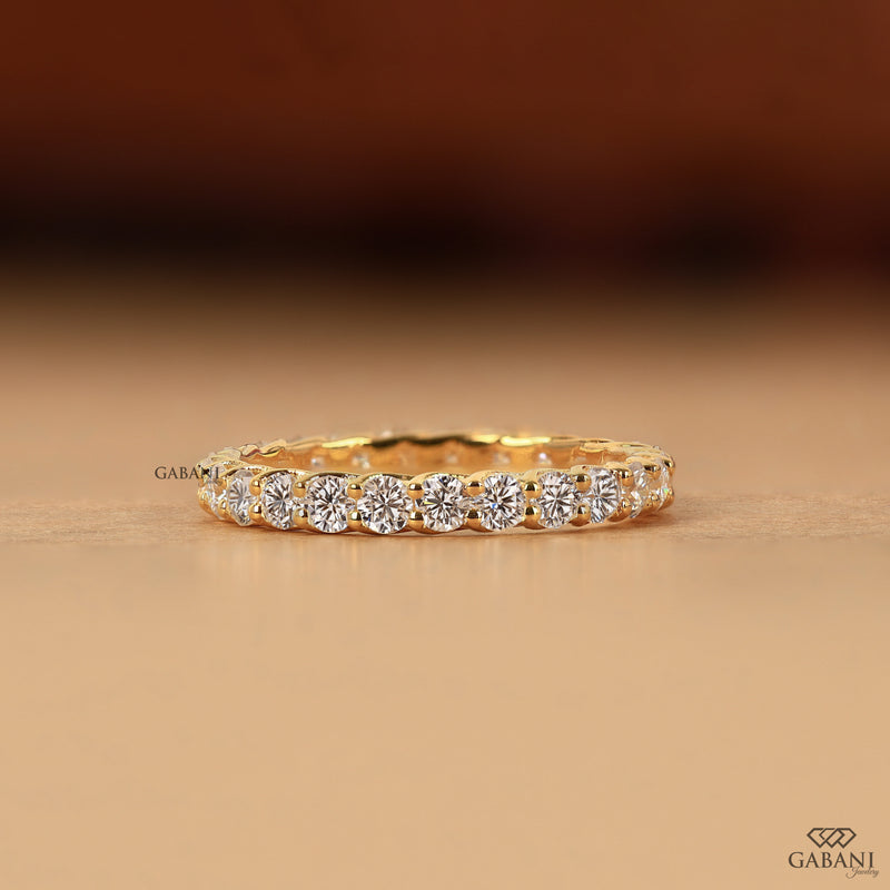 Round Cut Lab Grown Diamond Full Eternity Band, Shared Prong Diamond Wedding Band