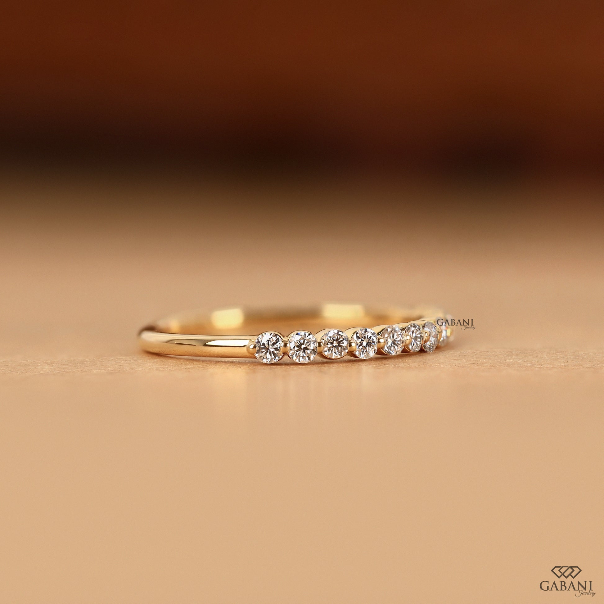 Round diamond bridal ring with delicate single prong setting
