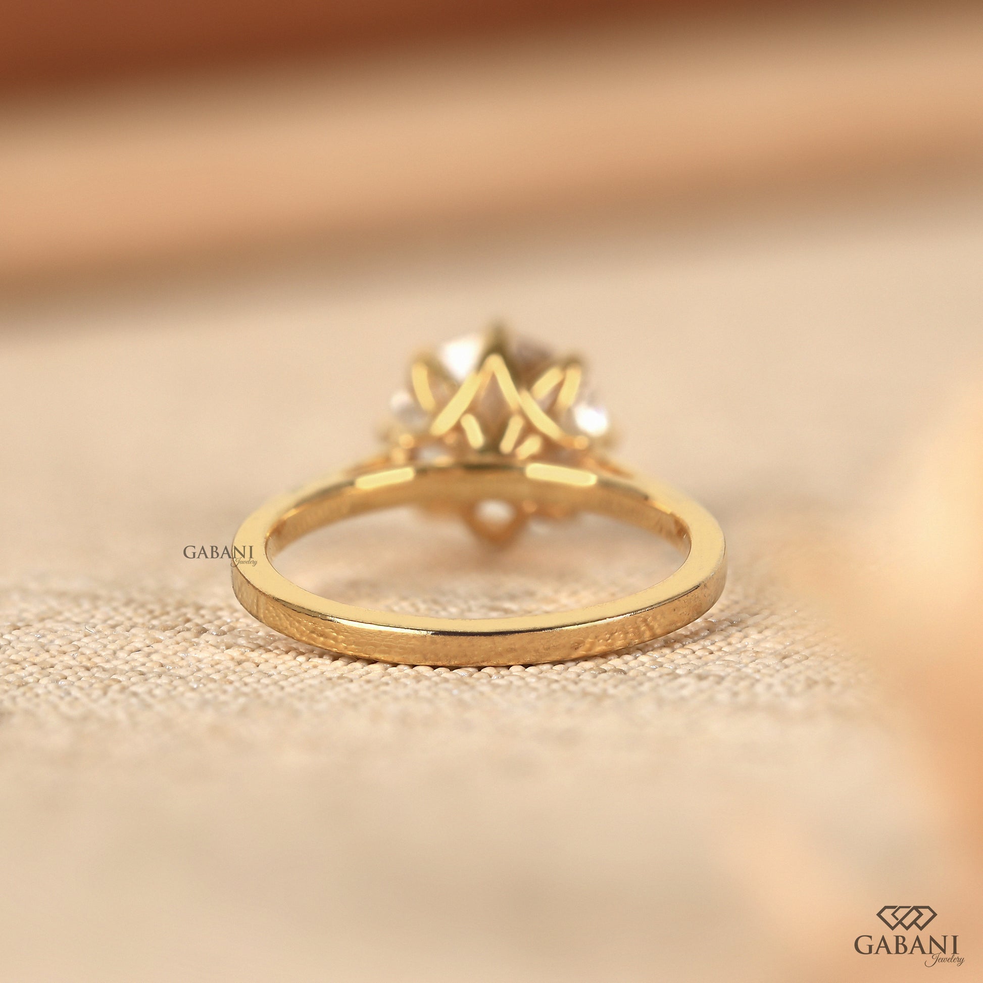 round cut lab grown diamond ring in yellow gold suitable for wedding or promise