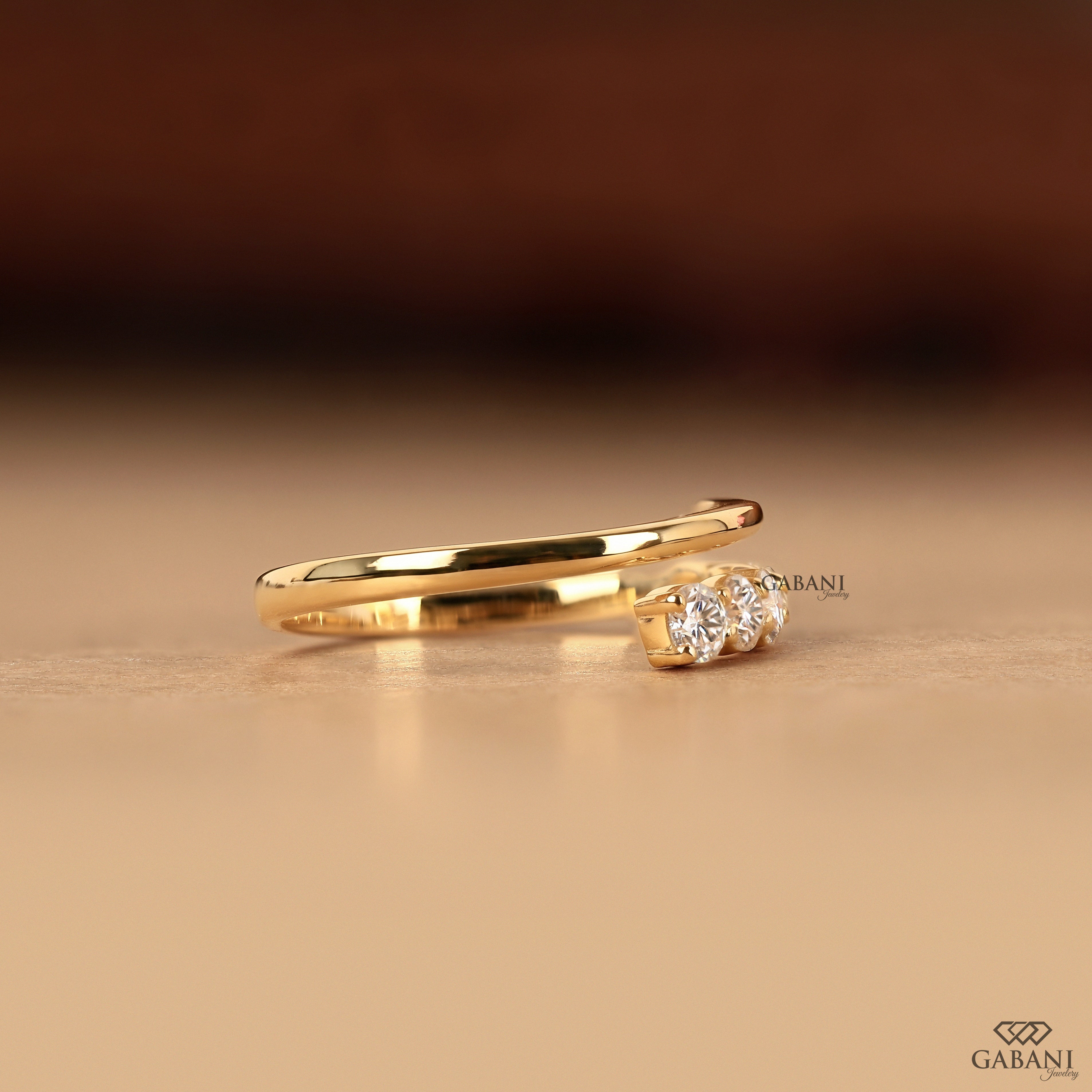 Graduated round diamond wedding band with lab grown stones